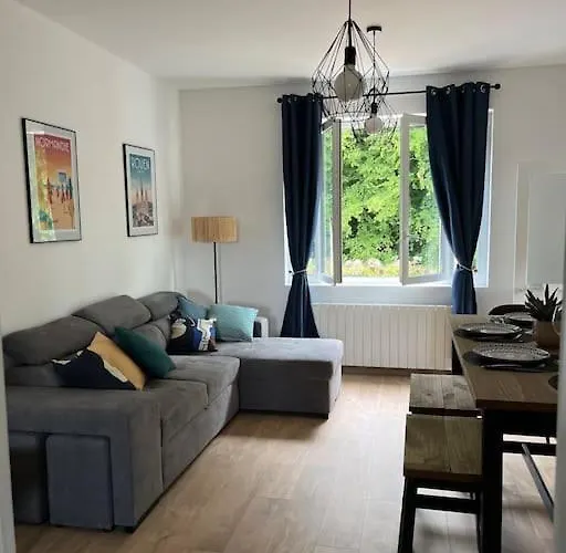 Chez Mélanie, Près De L’abbaye